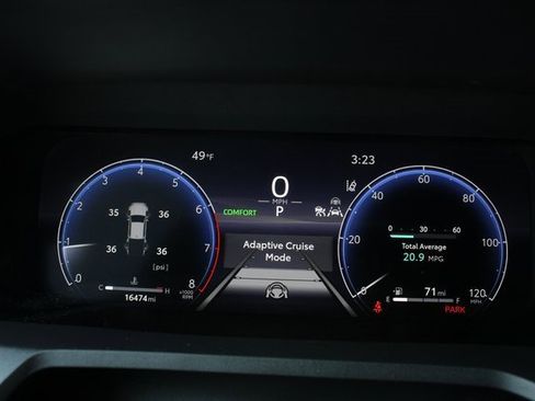 Used 2024 Toyota Tacoma Limited image 12