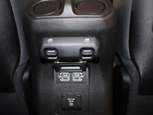 Used 2024 Jeep Wrangler Unlimited Rubicon image 27