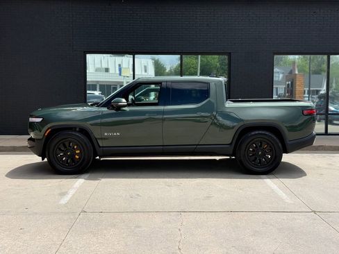 Used 2023 Rivian R1T Adventure AWD/4WD image 16