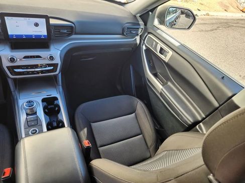 Certified 2023 Ford Explorer XLT image 15