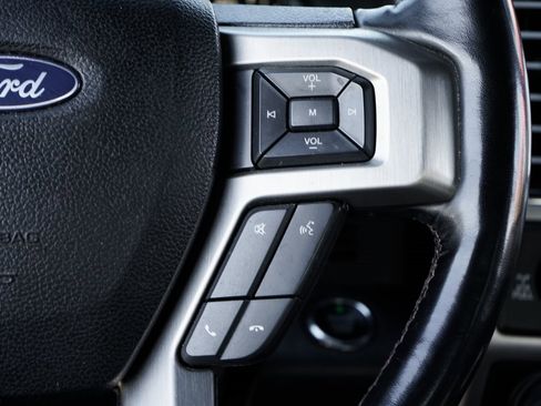 Used 2018 Ford F150 Platinum w/ Equipment Group 701A Luxury image 24