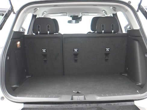 Used 2024 Chevrolet TrailBlazer LS w/ LS Convenience Package image 21