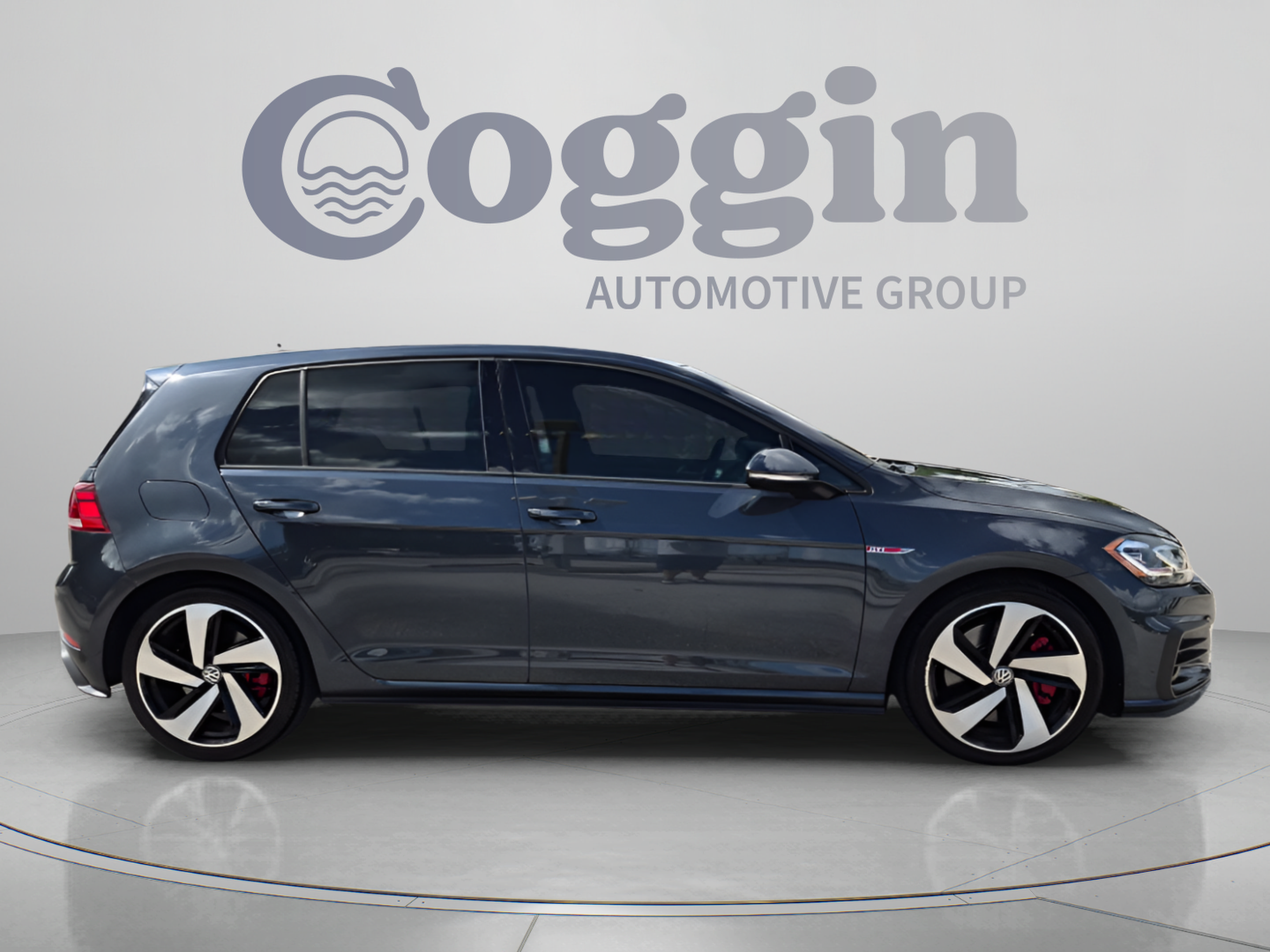 Used 2020 Volkswagen GTI SE FWD image 7