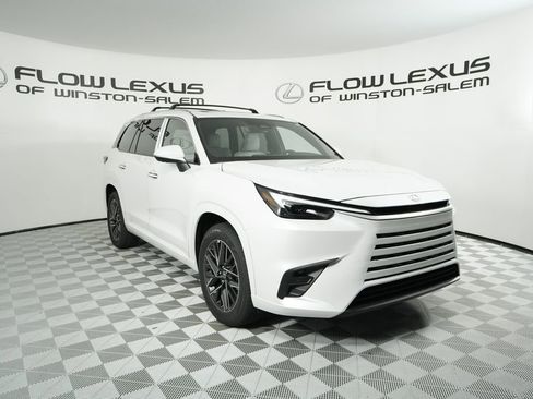 New 2026 Lexus TX 350 AWD image 3