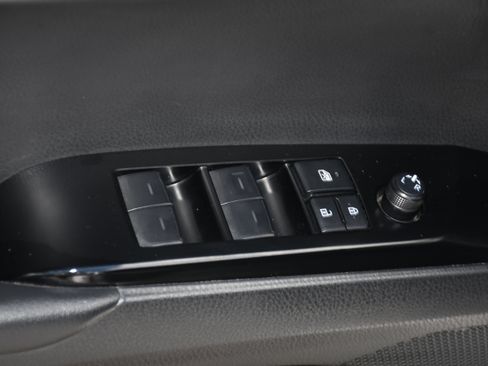 Used 2025 Toyota Camry LE FWD image 8