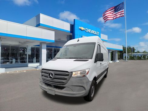 Used 2022 Mercedes-Benz Sprinter 2500 image 7