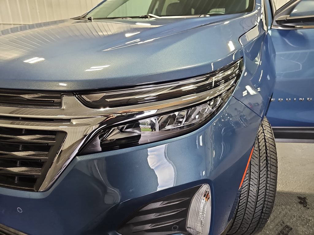 Used 2024 Chevrolet Equinox LT AWD/4WD image 32