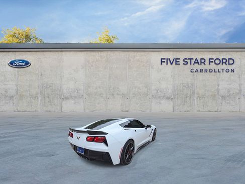 Used 2014 Chevrolet Corvette Stingray Coupe RWD image 8