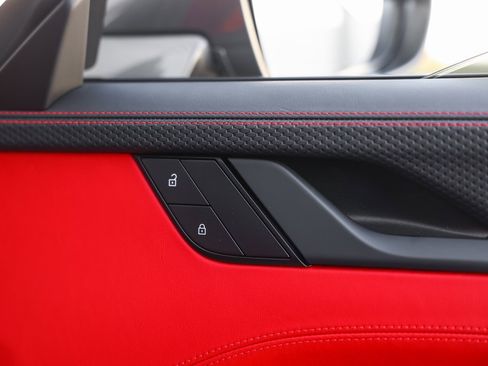 Used 2022 Porsche 911 GT3 image 61