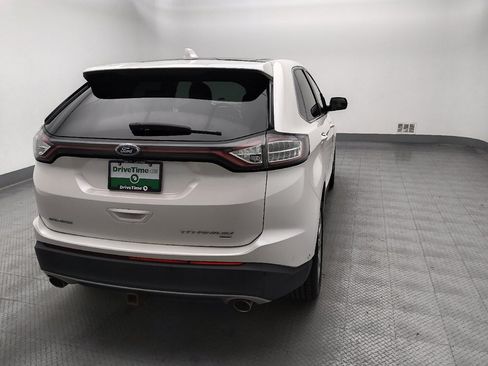Used 2017 Ford Edge Titanium w/ Equipment Group 302A AWD/4WD image 7