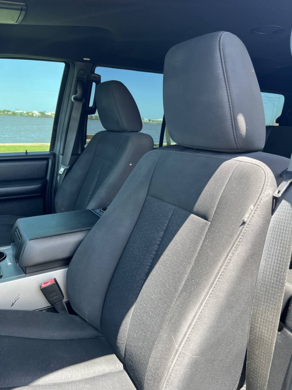 Used 2017 Ford Expedition XLT AWD/4WD image 13