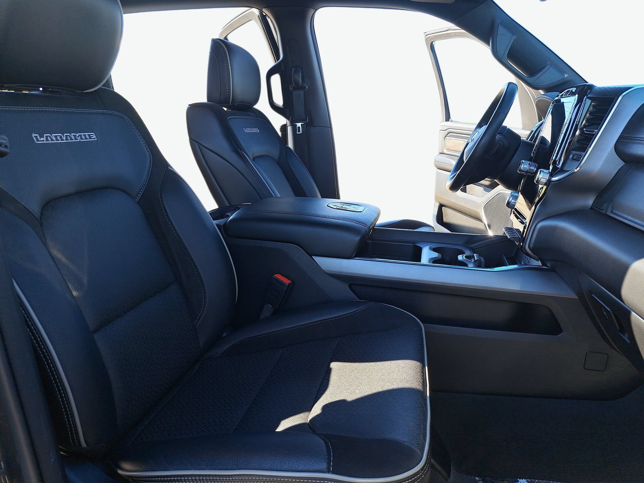Certified 2024 RAM 1500 Laramie AWD/4WD image 11