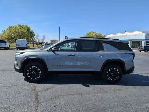 New 2026 Chevrolet Traverse Z71 w/ LPO, Floor Liner Package AWD/4WD image 6