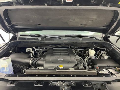 Used 2016 Toyota Tundra Limited w/ Limited Premium Package AWD/4WD image 21
