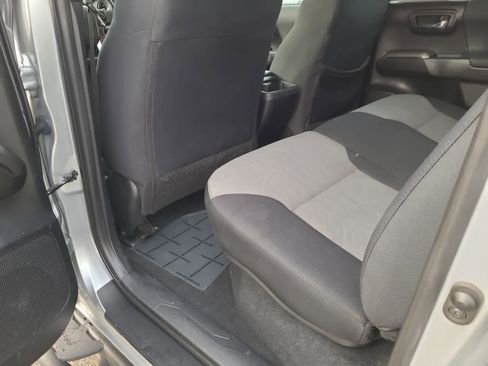 Used 2022 Toyota Tacoma TRD Sport image 20