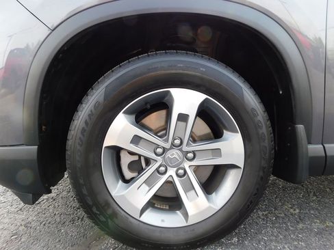 Used 2023 Honda Pilot EX-L image 10