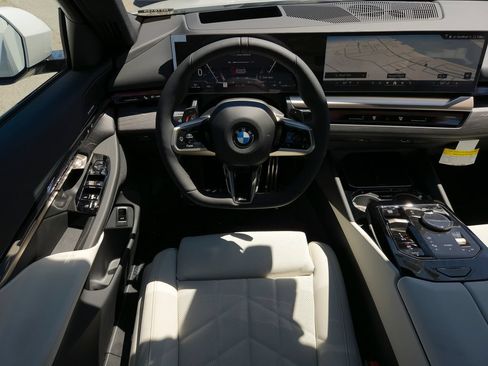 New 2027 BMW 530i w/ M Sport Package RWD image 15