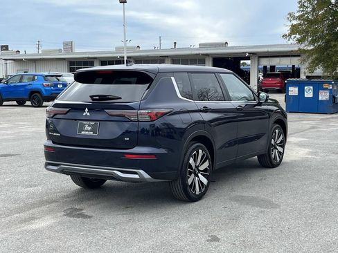 New 2026 Mitsubishi Outlander SE FWD image 5