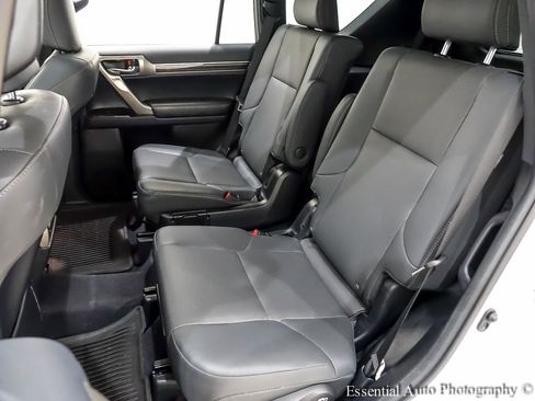 Used 2020 Lexus GX 460 Premium image 16
