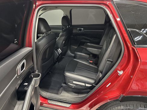 Used 2022 Kia Sorento SX FWD image 25