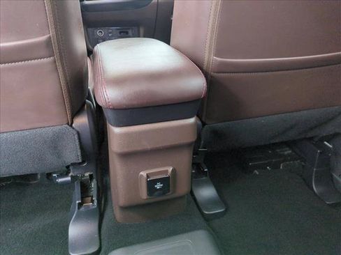Used 2018 Mitsubishi Outlander GT AWD/4WD image 19