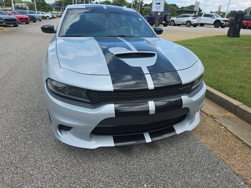 Used 2023 Dodge Charger R/T w/ Blacktop Package RWD image 9