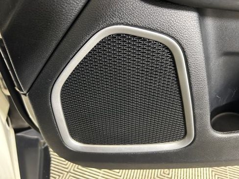 Used 2019 Jeep Compass Latitude w/ Cold Weather Group AWD/4WD image 28