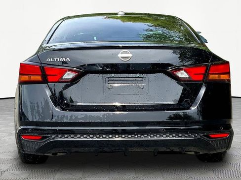 Used 2025 Nissan Altima 2.5 S image 6