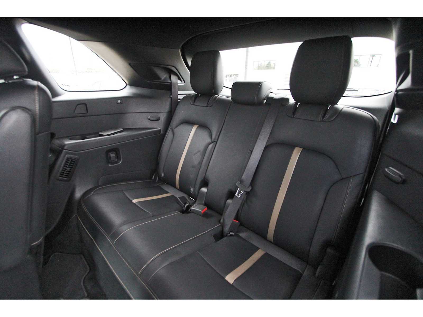 Used 2024 MAZDA CX-90 Plug-In Hybrid w/ Premium Plus AWD/4WD image 13