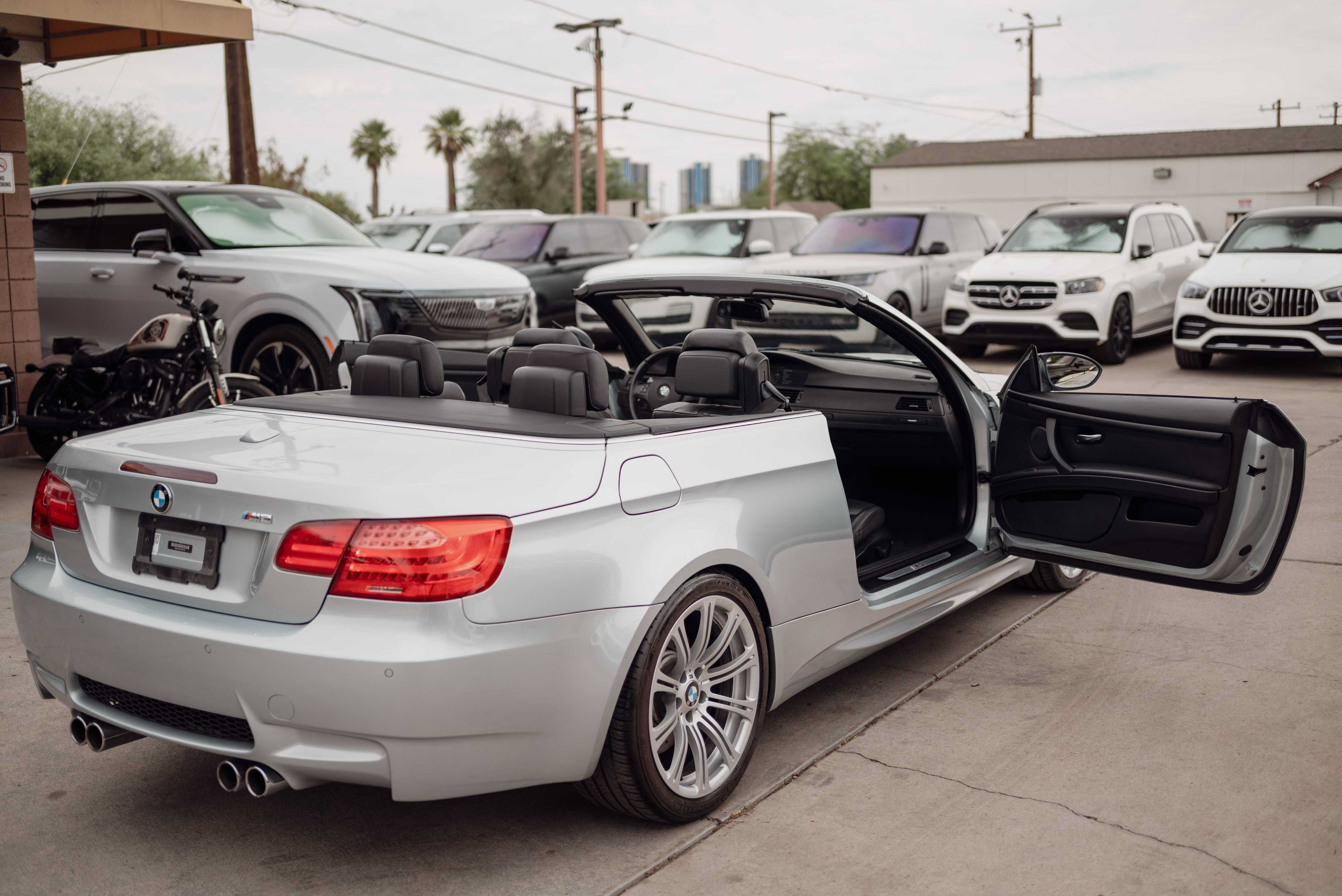 Used 2013 BMW M3 Convertible w/ Premium Pkg RWD image 14