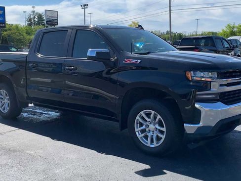 Certified 2020 Chevrolet Silverado 1500 LT w/ All-Star Edition AWD/4WD image 2