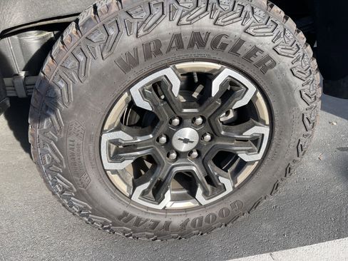 Certified 2023 Chevrolet Silverado 1500 ZR2 w/ Technology Package image 3