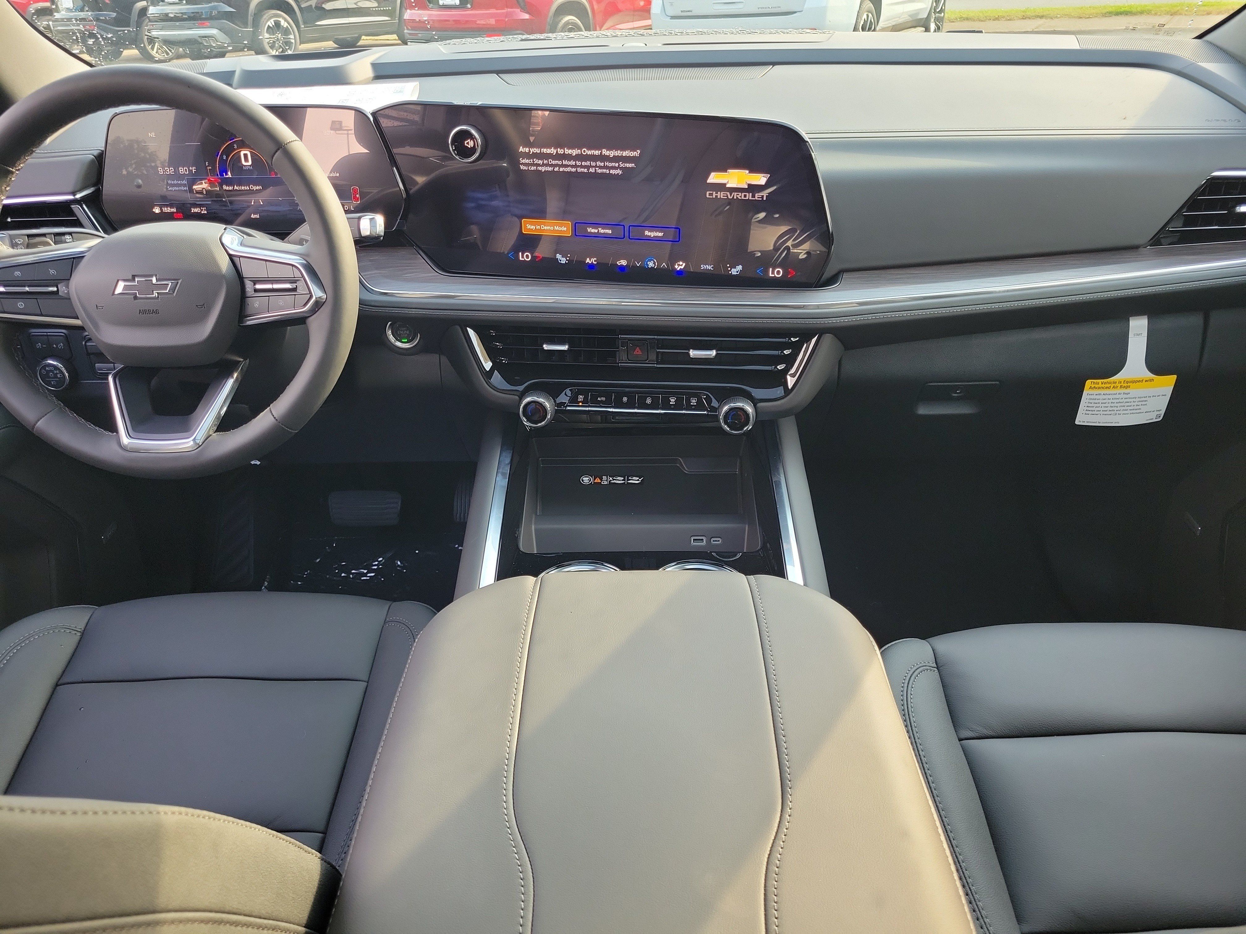 New 2026 Chevrolet Tahoe Z71 w/ Z71 Off-Road Package AWD/4WD image 9