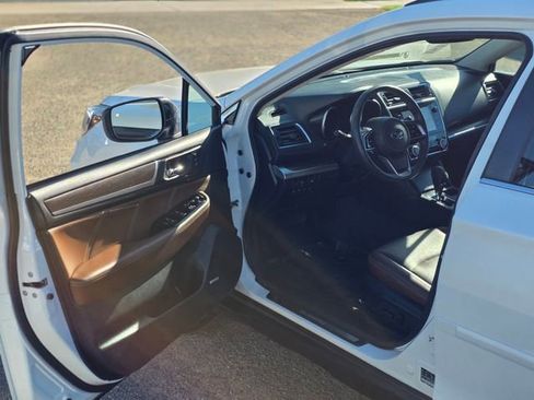 Used 2018 Subaru Outback 2.5i Touring image 42