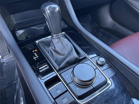 Used 2024 MAZDA MAZDA3 s image 23