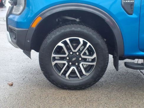 Used 2024 Ford Ranger Lariat w/ Advanced Towing Package image 8