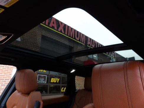 Used 2015 Land Rover Range Rover Sport Supercharged image 9