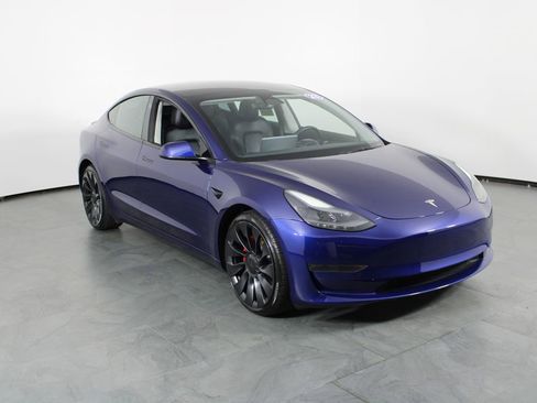 Used 2023 Tesla Model 3 Performance image 12