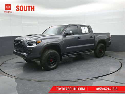 Used 2022 Toyota Tacoma TRD Pro image 7