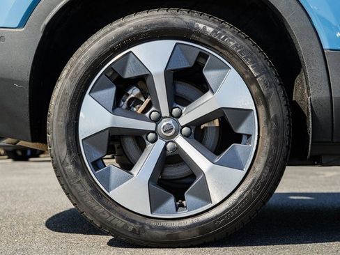 Certified 2023 Volvo XC40 B5 Plus w/ Driver Assist Package image 18