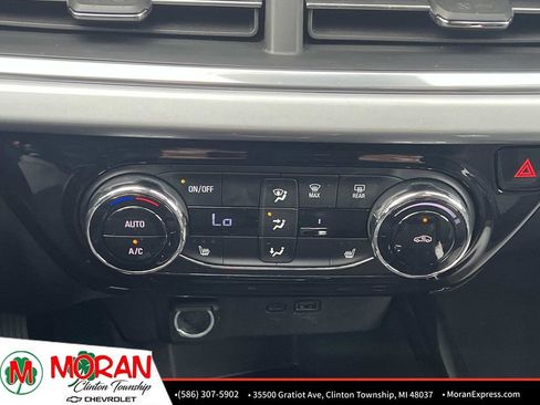 Certified 2024 Chevrolet Trax LT w/ Driver Confidence Package image 22