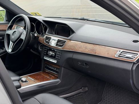 Used 2014 Mercedes-Benz E 350 4MATIC Wagon w/ Premium 1 Package image 16