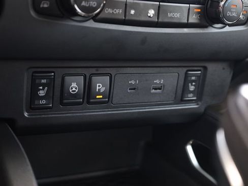 Used 2024 Nissan Frontier SV w/ SV Convenience Package AWD/4WD image 23