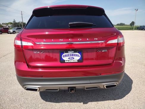 Used 2016 Lincoln MKX Select w/ Select Plus Package AWD/4WD image 4