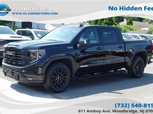 Used 2024 GMC Sierra 1500 Elevation w/ Elevation Premium Package AWD/4WD image 1