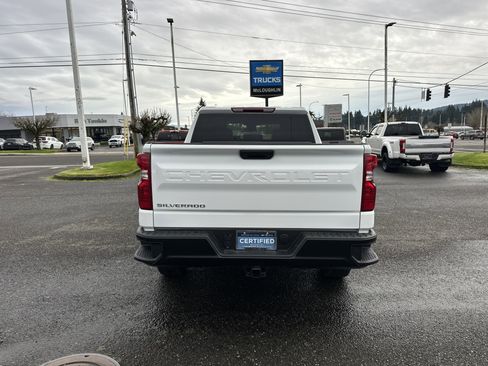 Certified 2025 Chevrolet Silverado 1500 W/T w/ WT Value Package image 4