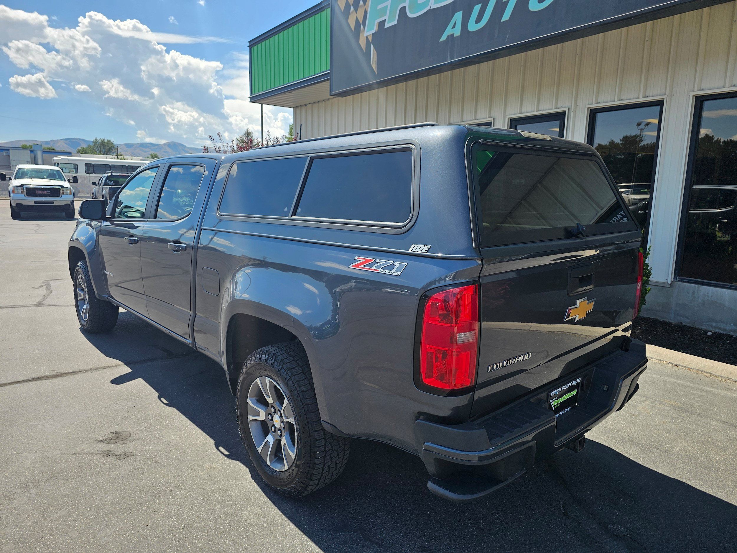 Used 2015 Chevrolet Colorado Z71 w/ LPO, Gearon Bar Package AWD/4WD image 5
