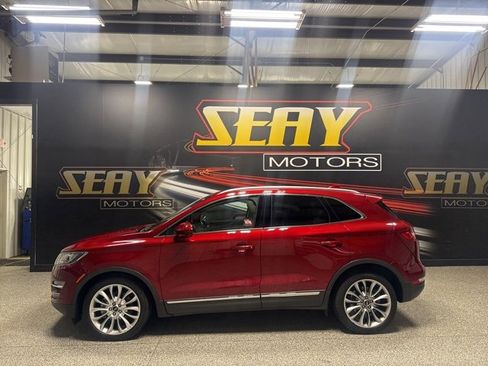 Used 2017 Lincoln MKC Reserve w/ Lincoln MKC Climate Package image 3