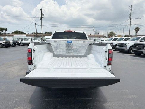 Used 2024 Nissan Frontier S w/ Technology Package RWD image 8