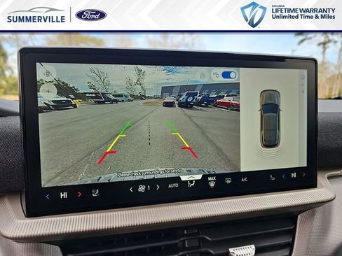 New 2026 Ford Explorer Active RWD image 28